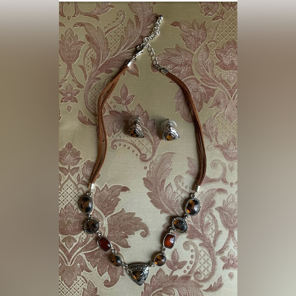 Leopard Silver Bezel Necklace Earrings set